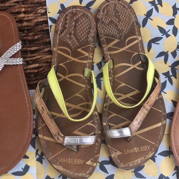 Target Assorted Target Sandals - Picture 3 of 4